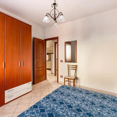 Appartement A 150 Meter Long Mare, 2 Fish