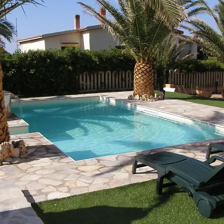 A 150 Meter Long Mare, 2 Fish Appartement Valledoria (Sardinia)