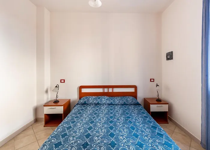 A 150 Meter Long Mare, 2 Fish * Valledoria